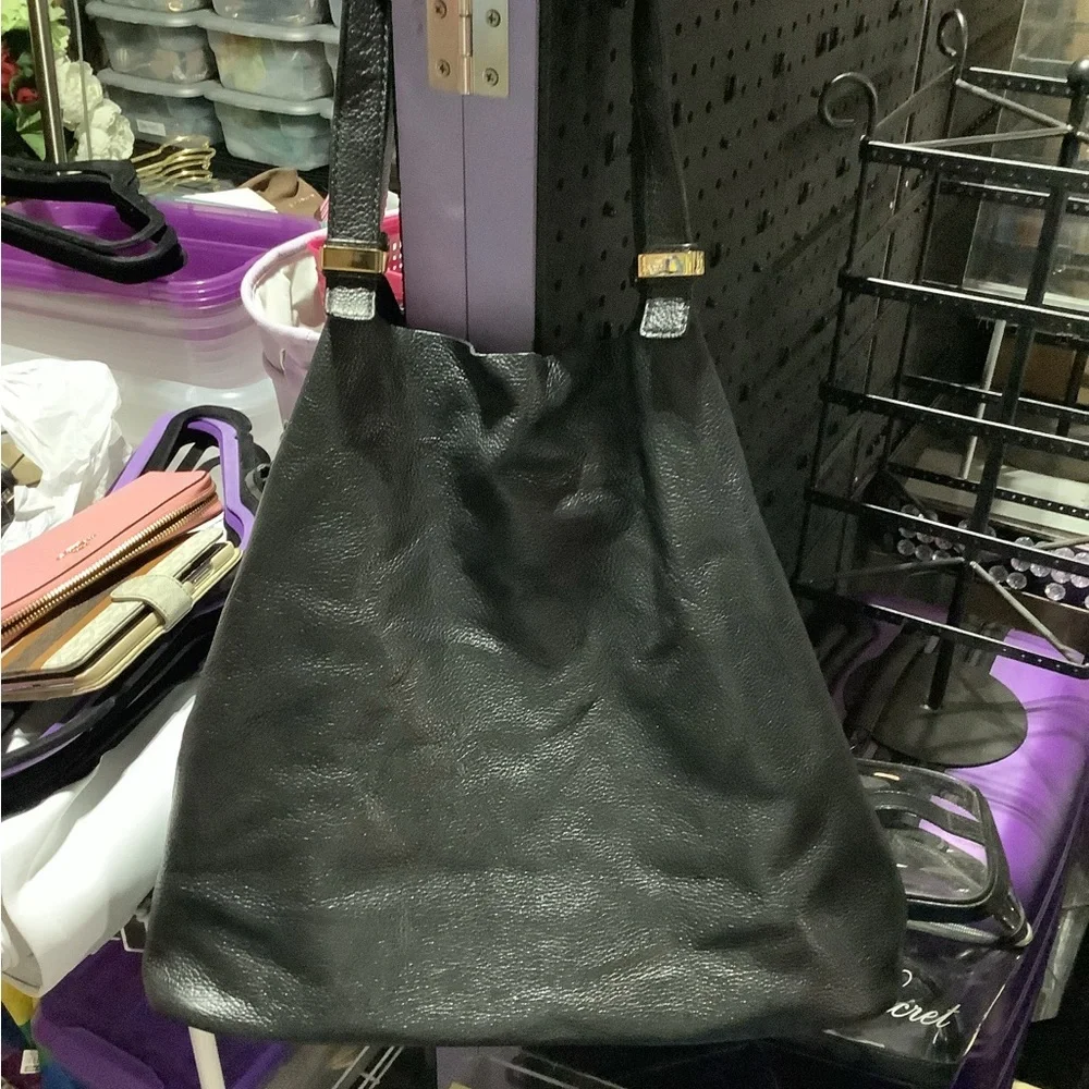 Authentic purses - Picture 3 of 15
